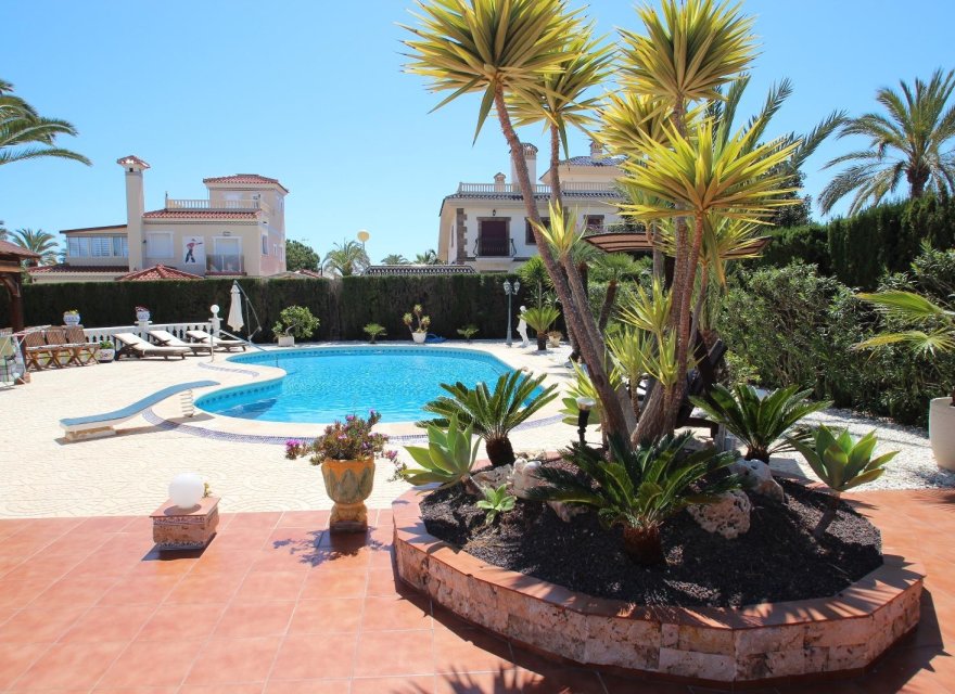 Reventa - Villa - Torrevieja - Punta Prima