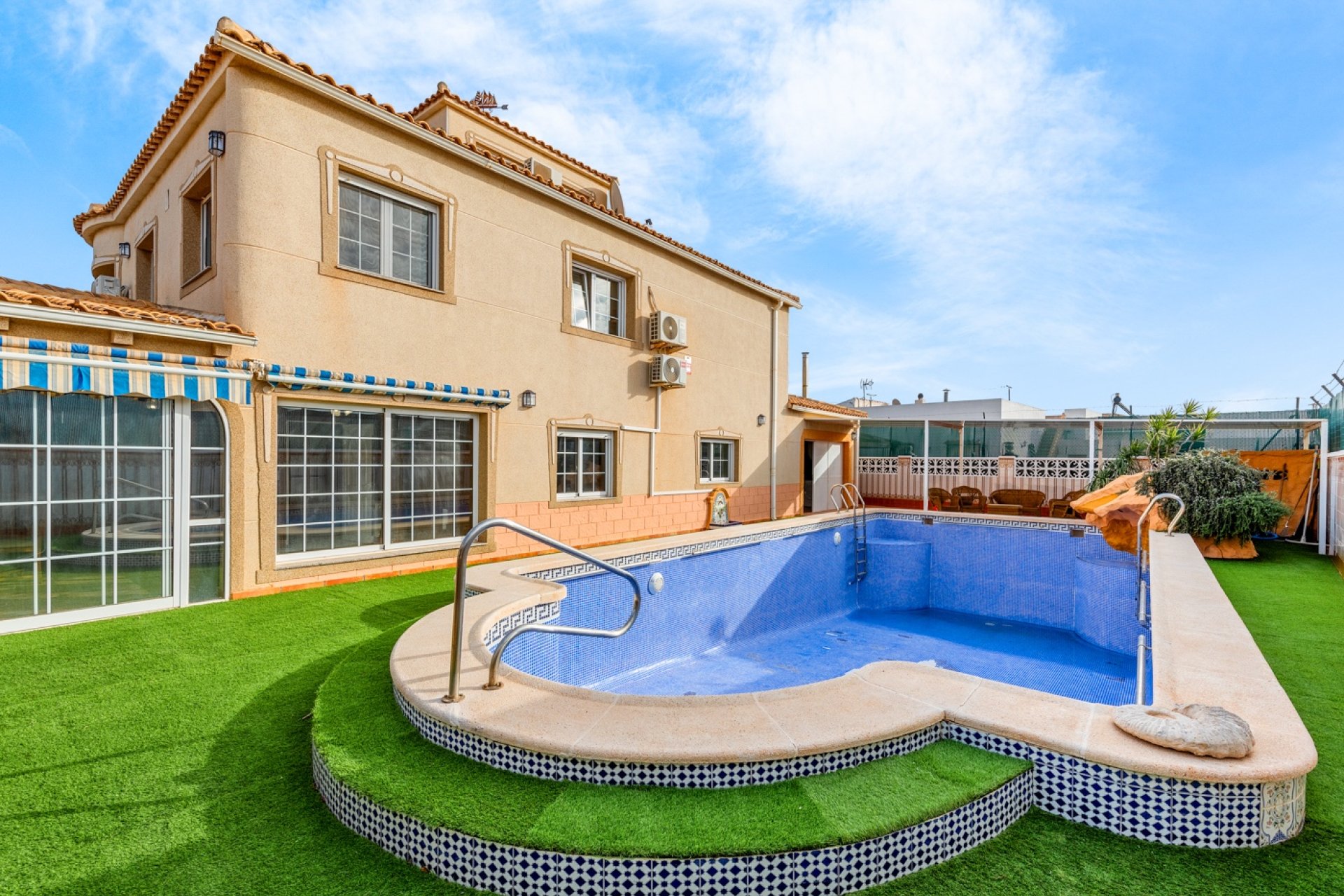 Reventa - Villa - Torrevieja