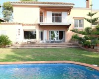 Reventa - Villa - Zona Alta