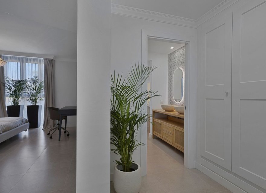 Short Term Rental - Apartment - El Paraiso - Costa del Sol