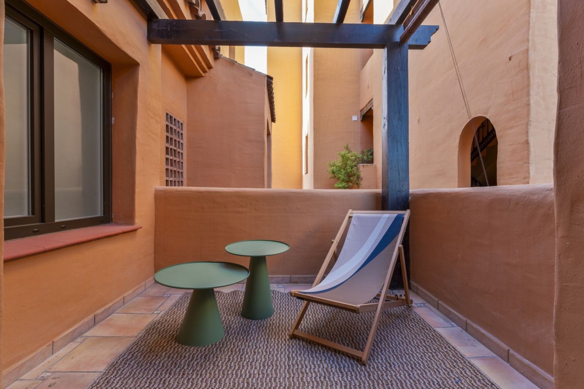 Short Term Rental - Apartment - El Paraiso - Costa del Sol