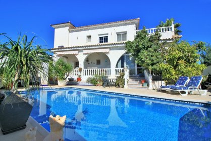 Вилла - Перепродажа - Orihuela Costa - Villamartin