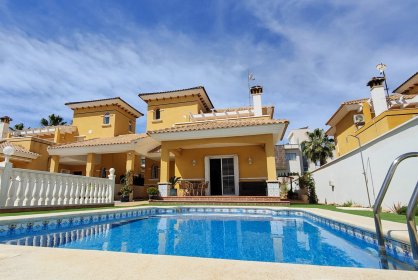 Villa - Resale - Orihuela Costa - La Zenia