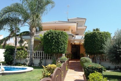 Villa - Resale - Torrevieja - Aguas Nuevas