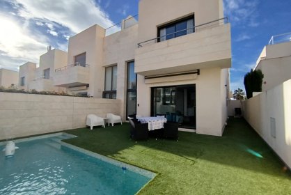 Villa - Reventa - Orihuela Costa - Los Dolses