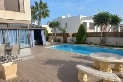 Villa - Reventa - Torrevieja - Aguas Nuevas