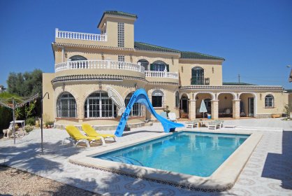 Villa - Reventa - Torrevieja - MM-57253