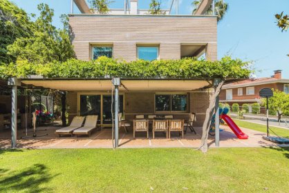 Villa - Reventa - Zona Alta - Zona Alta