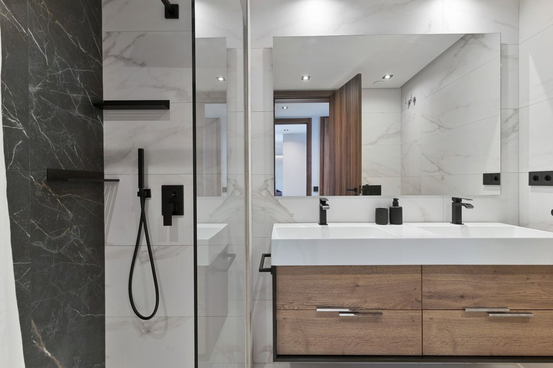 Wynajem długoterminowy - Apartament - Marbella - Costa del Sol