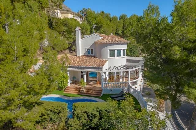 Агенция за недвижими имоти - Имоти Премиер - имот - 1224639, Цена: 1100000 EUR