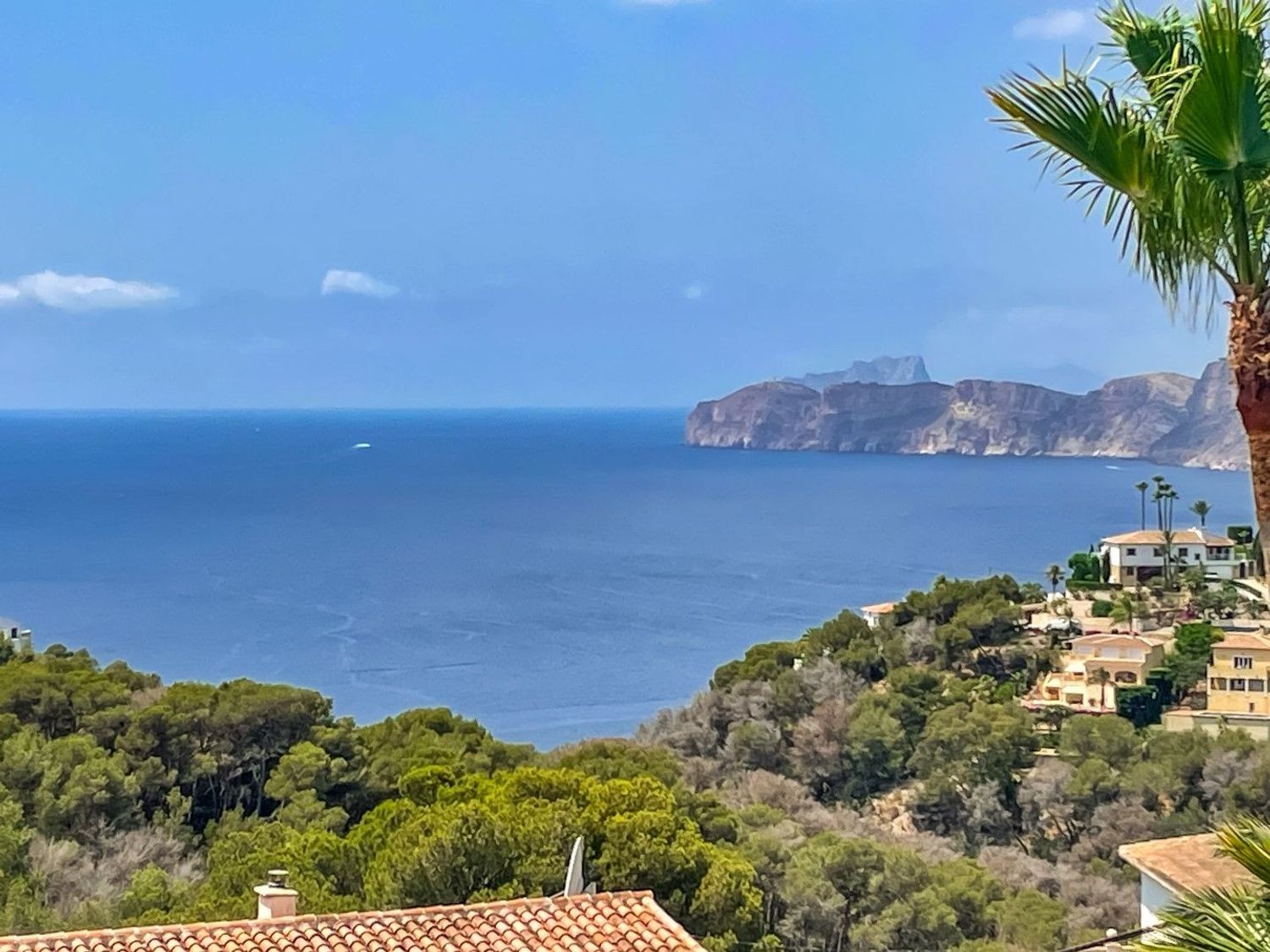 Агенция за недвижими имоти - Имоти Премиер - имот - 1224798, Цена: 2095000 EUR