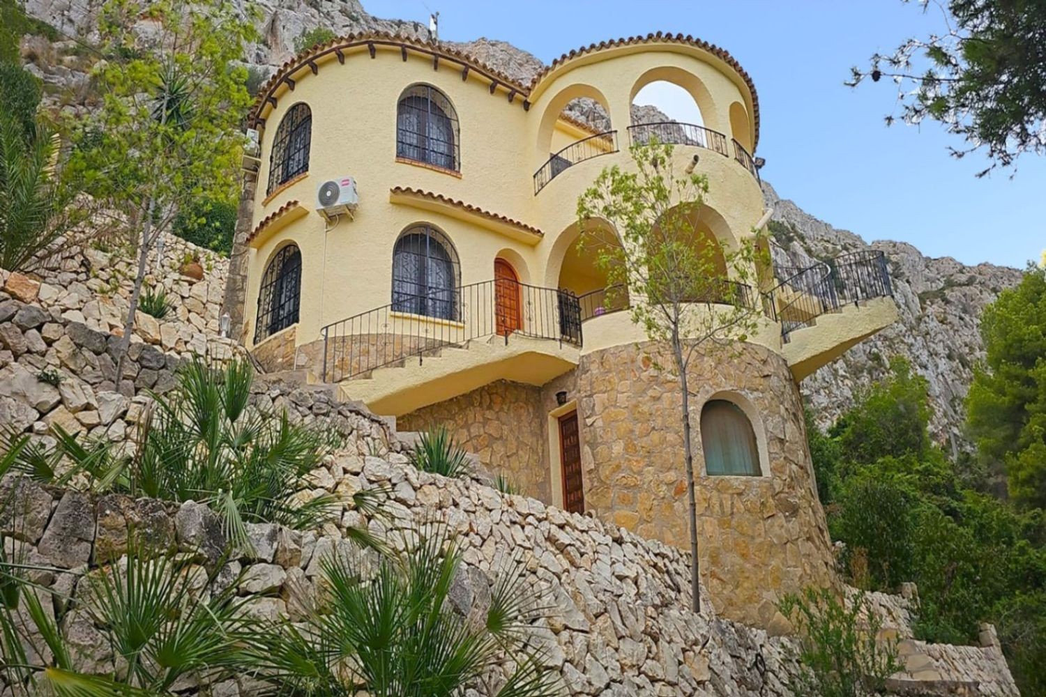 Агенция за недвижими имоти - Имоти Премиер - имот - 1224926, Цена: 485000 EUR