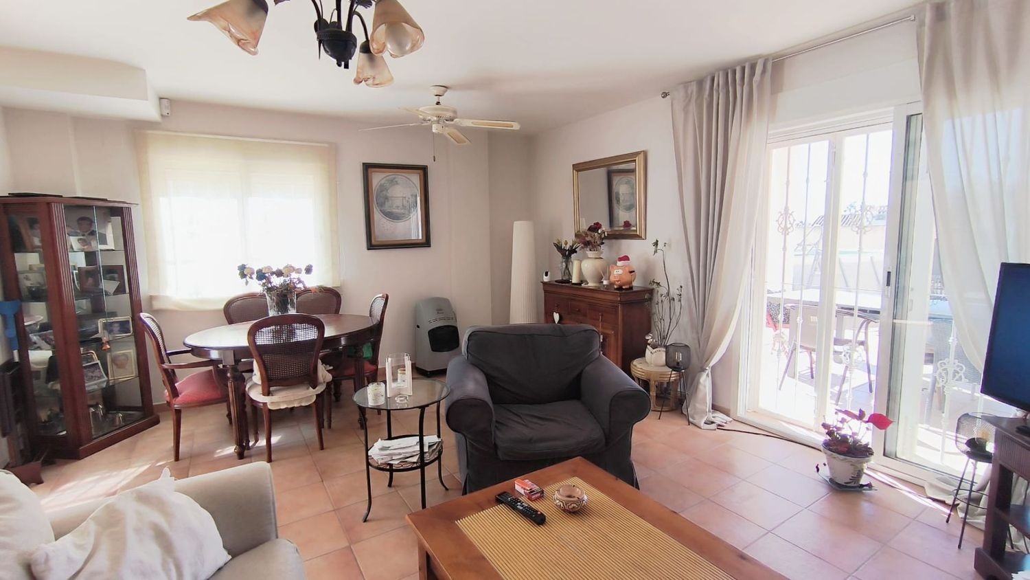 Агенция за недвижими имоти - Имоти Премиер - имот - 1224932, Цена: 365000 EUR