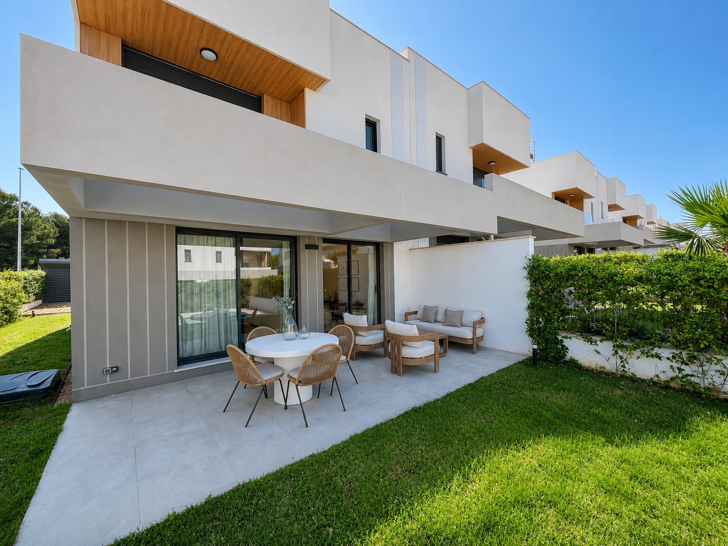 Агенция за недвижими имоти - Имоти Премиер - имот - 1224949, Цена: 1040000 EUR
