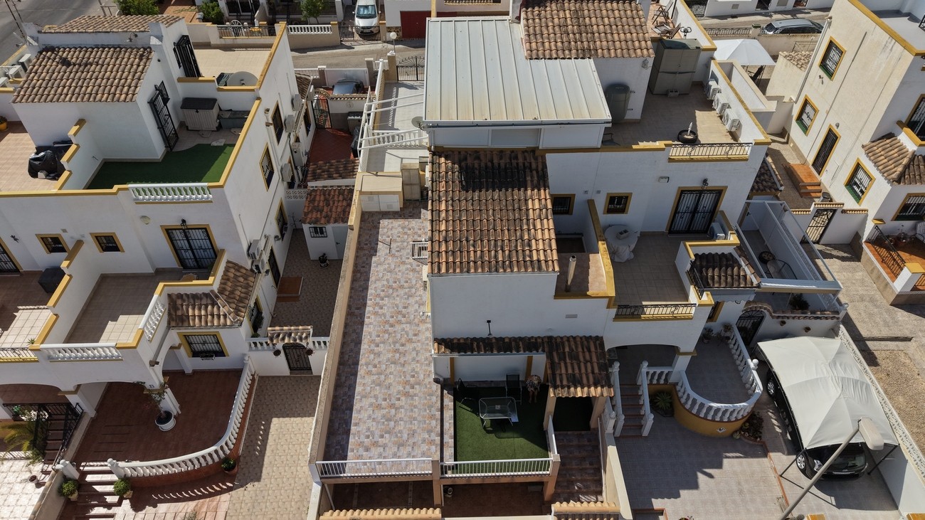 Агенция за недвижими имоти - Имоти Премиер - имот - 1228008, Цена: 279900 EUR