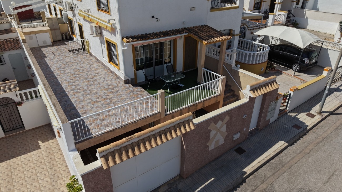 Агенция за недвижими имоти - Имоти Премиер - имот - 1228008, Цена: 279900 EUR