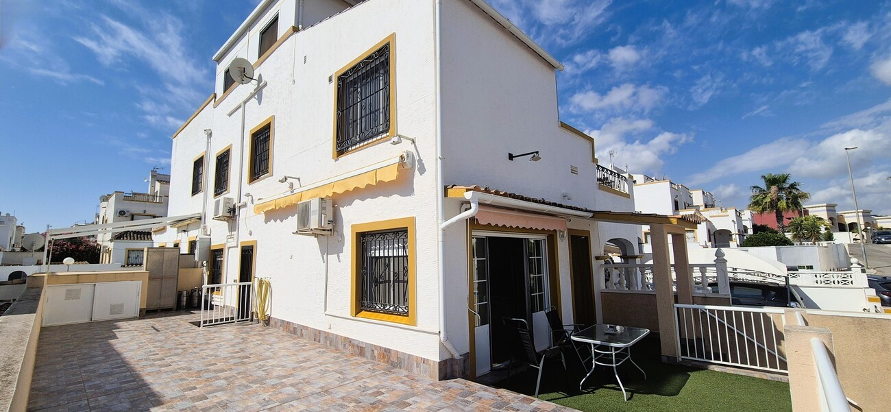 Агенция за недвижими имоти - Имоти Премиер - имот - 1228008, Цена: 279900 EUR