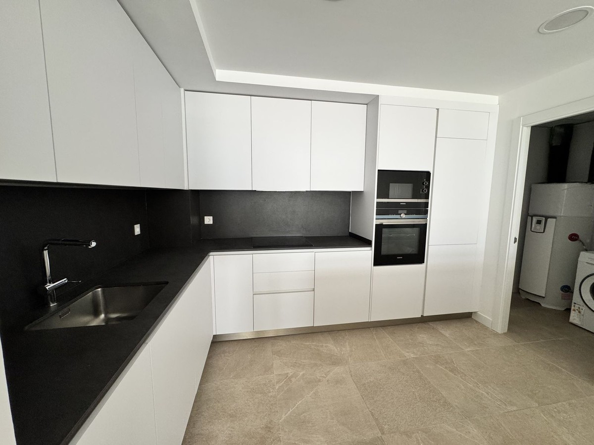 Агенция за недвижими имоти - Имоти Премиер - имот - 1228697, Цена: 595000 EUR