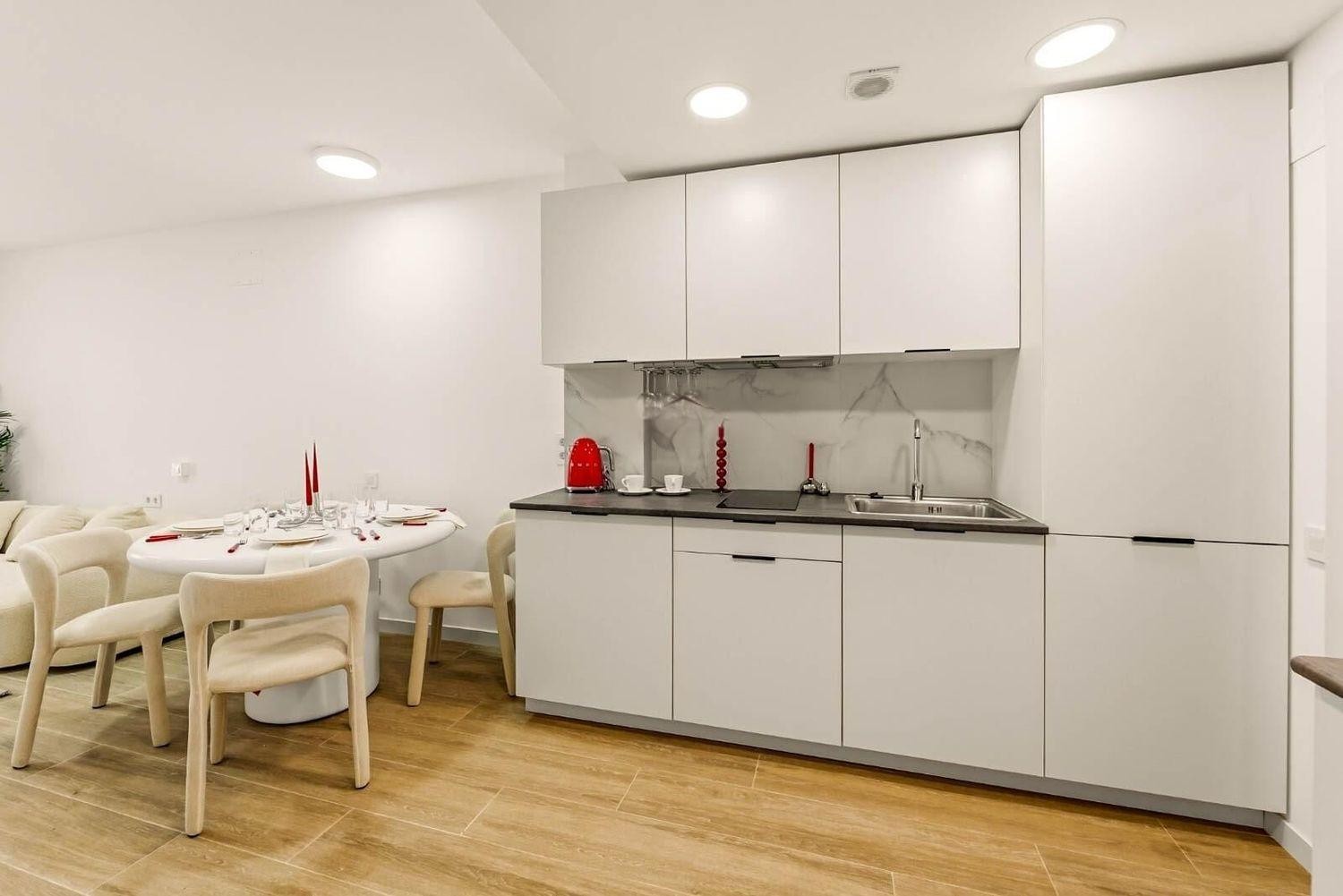 Агенция за недвижими имоти - Имоти Премиер - имот - 1231848, Цена: 273000 EUR