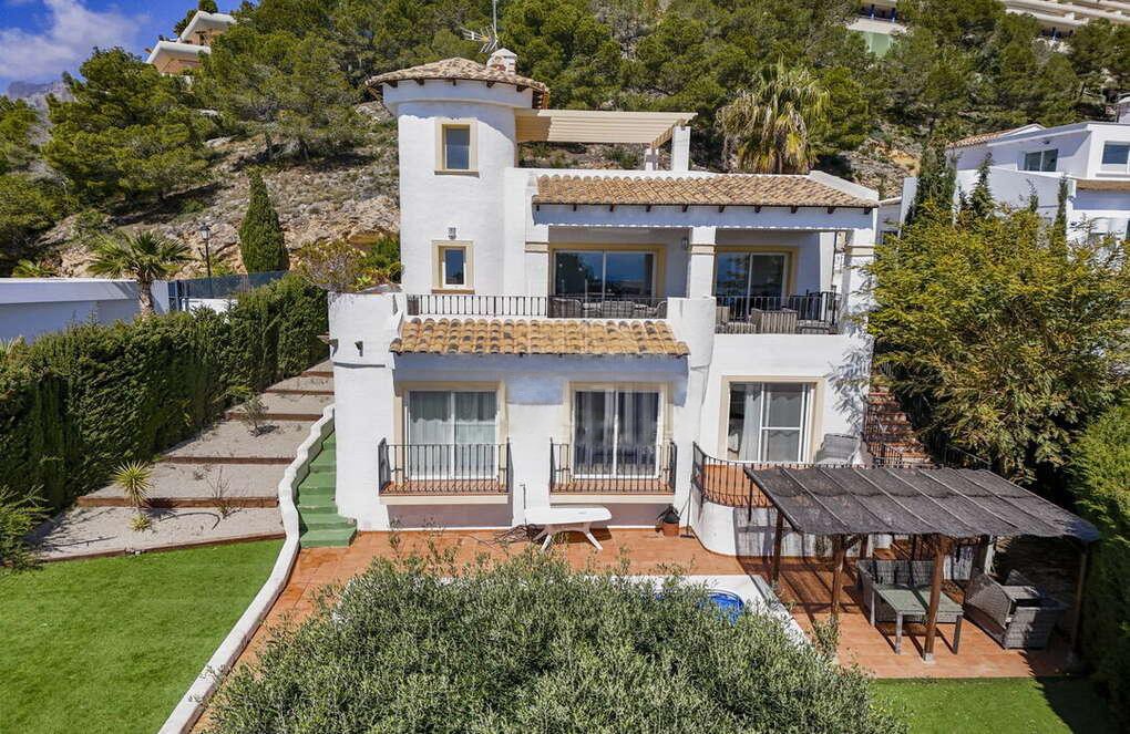 Агенция за недвижими имоти - Имоти Премиер - имот - 1235232, Цена: 795000 EUR