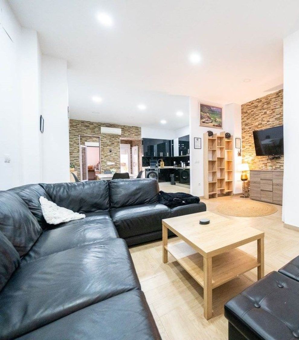 Агенция за недвижими имоти - Имоти Премиер - имот - 1242077, Цена: 320000 EUR
