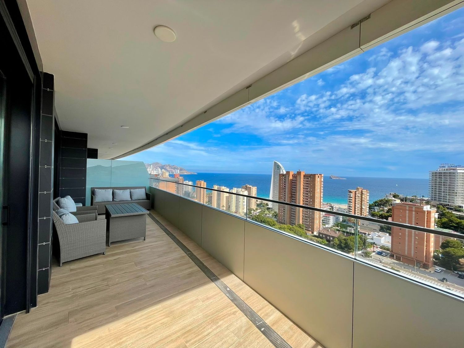 Агенция за недвижими имоти - Имоти Премиер - имот - 1247054, Цена: 725000 EUR