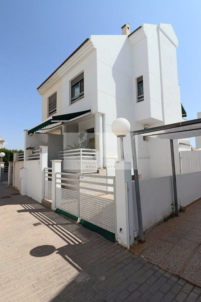 Агенция за недвижими имоти - Имоти Премиер - имот - 1247028, Цена: 390000 EUR