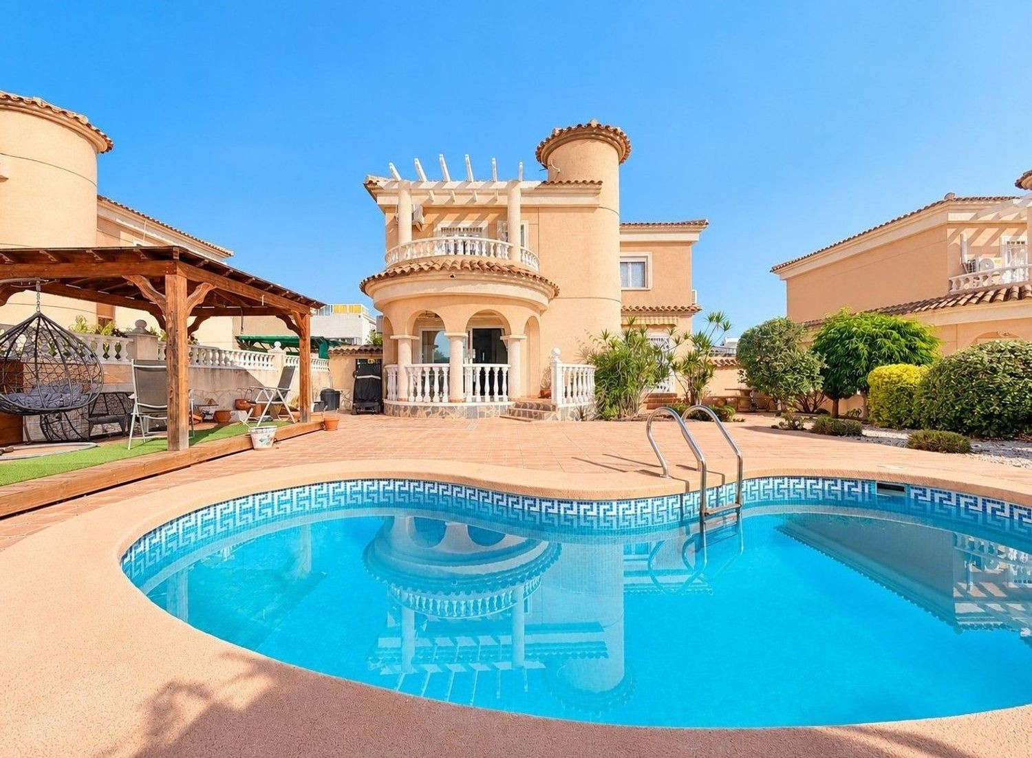 Агенция за недвижими имоти - Имоти Премиер - имот - 1247025, Цена: 375000 EUR
