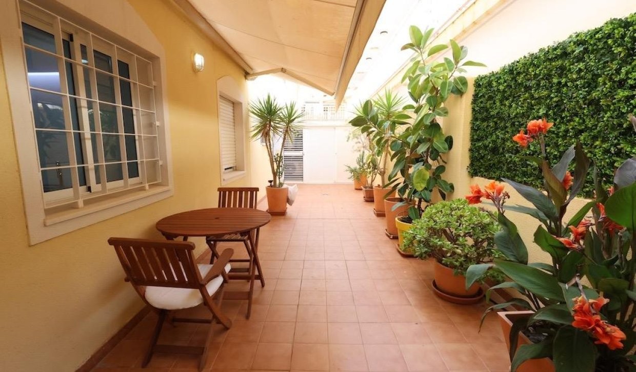 Агенция за недвижими имоти - Имоти Премиер - имот - 1247050, Цена: 269000 EUR