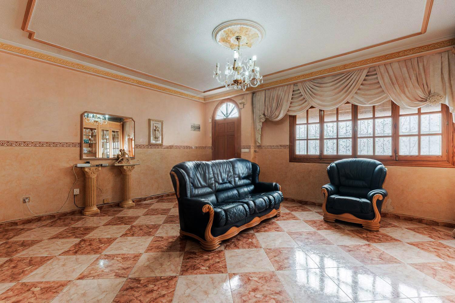 Агенция за недвижими имоти - Имоти Премиер - имот - 1247032, Цена: 300000 EUR