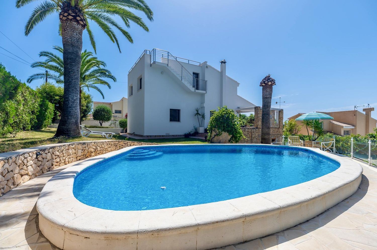 Агенция за недвижими имоти - Имоти Премиер - имот - 1248461, Цена: 810000 EUR