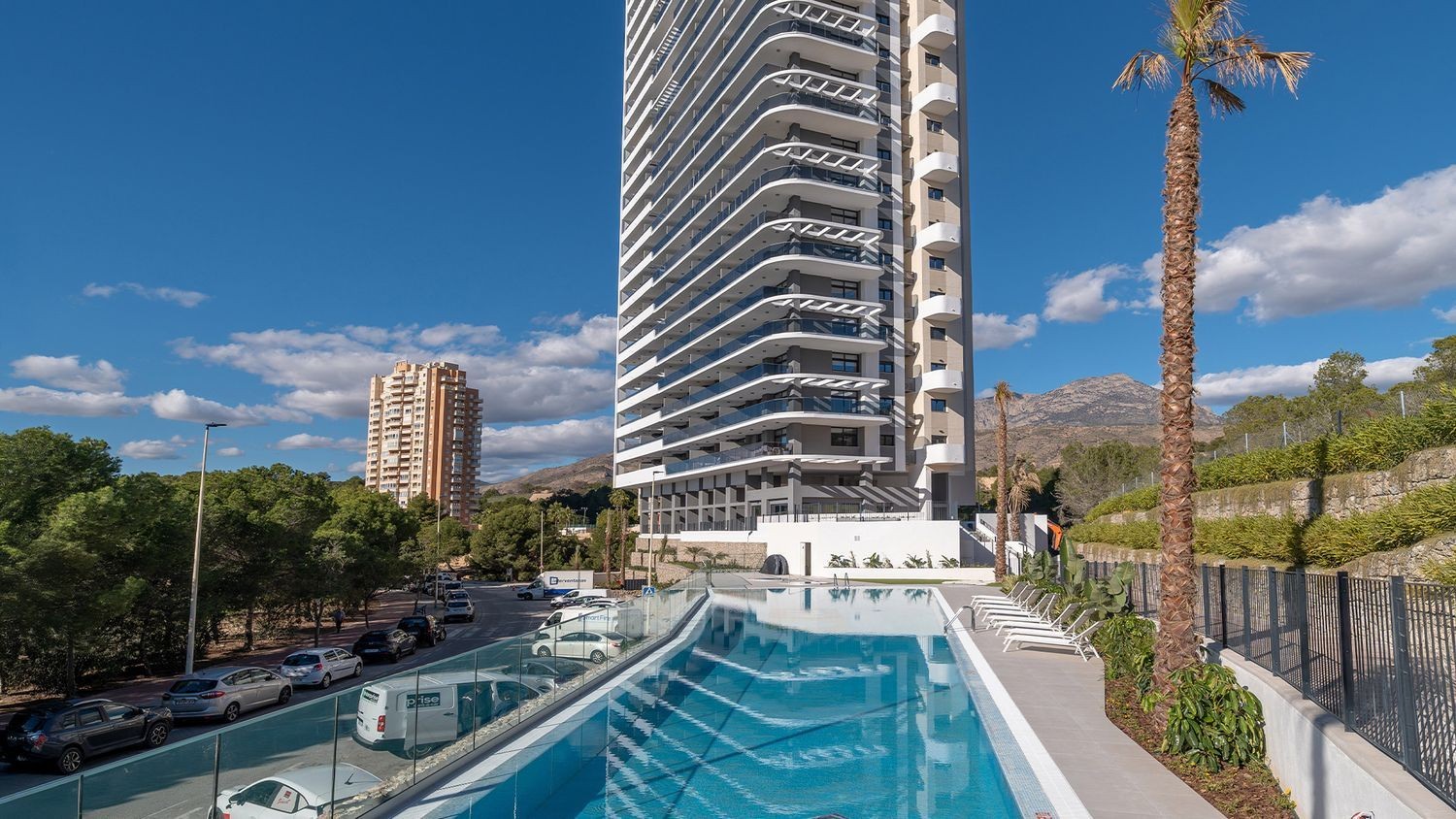 Агенция за недвижими имоти - Имоти Премиер - имот - 1256658, Цена: 601000 EUR