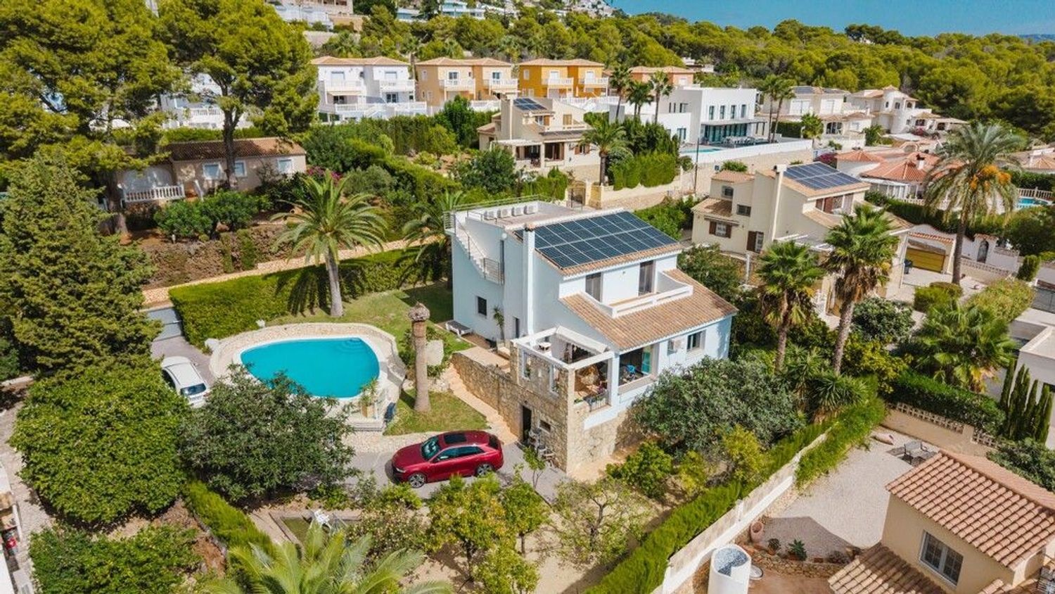 Агенция за недвижими имоти - Имоти Премиер - имот - 1256639, Цена: 810000 EUR