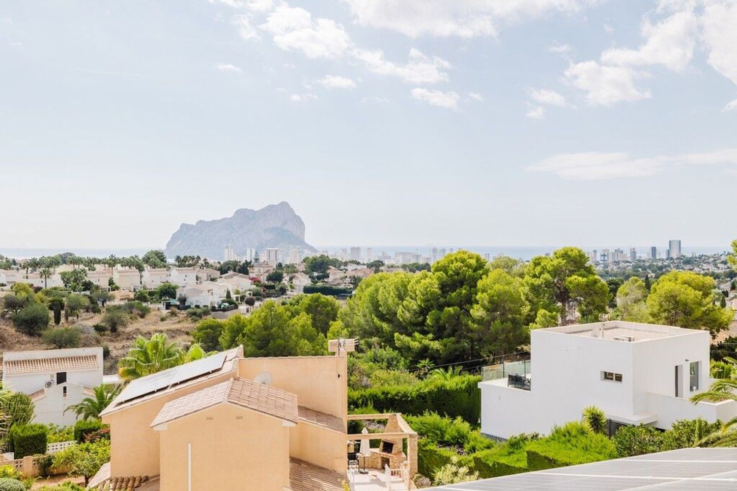 Агенция за недвижими имоти - Имоти Премиер - имот - 1256639, Цена: 810000 EUR